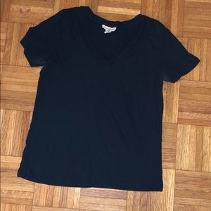 Forever 21 Black V-neck T-shirt